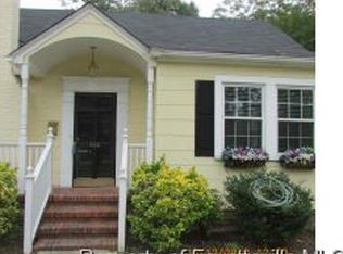 302 N Churchill Dr, Fayetteville, NC 28303