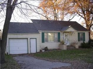 2418 N 35th St, Kansas City, KS 66104