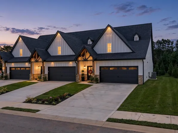 1999 Lovingwood Springs Trl, Maryville, TN 37803