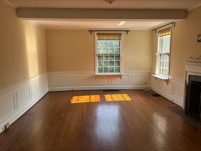 2685 South Ave — Photo 8