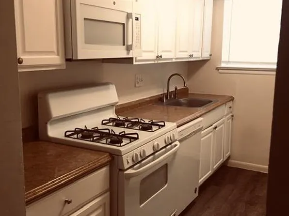 11352 Cherry Hill Rd #1Y-104, Silver Spring, MD 20705