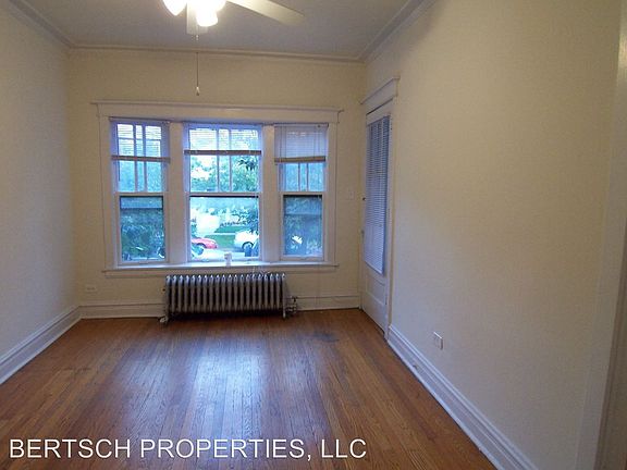 2nd image of 4254 N Wolcott Ave #1