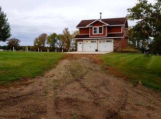 41174 405th St, Perham, MN 56573