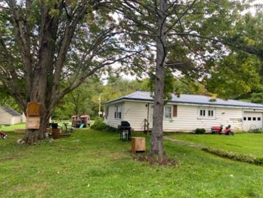 2nd image of 7 Clemons Dr
