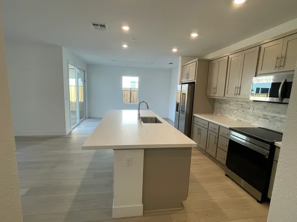 405 N Mendocino Way, Mountain House, CA 95391