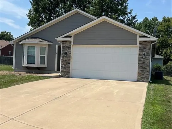 1808 N Keenan St, Independence, MO 64058