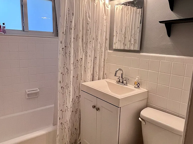 815 SW 2nd St — Photo 4