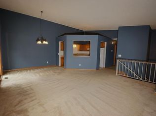 12908 Morgan Ave S, Burnsville, MN 55337