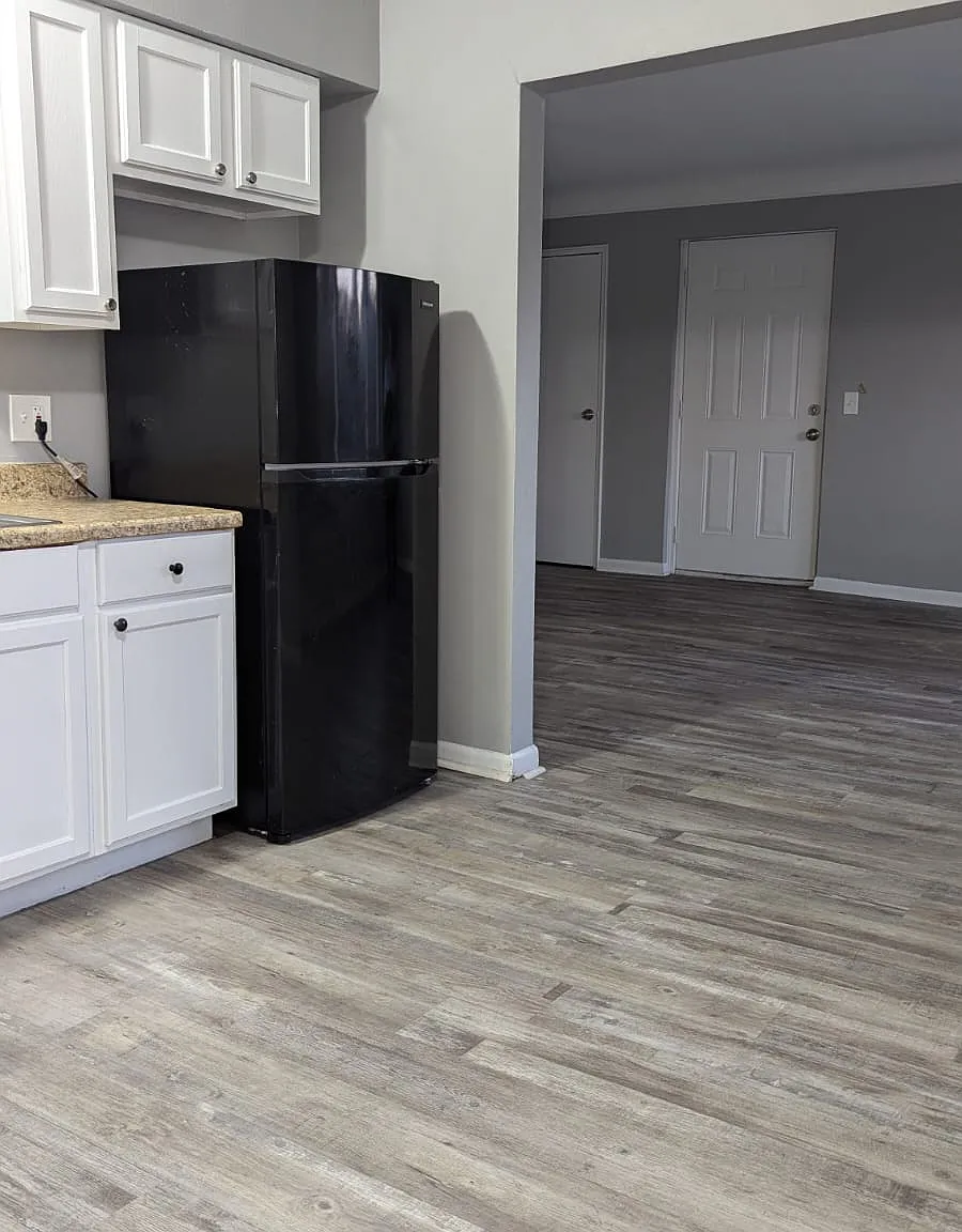 3 bed, 1200 sqft, $1,750 — Photo 1