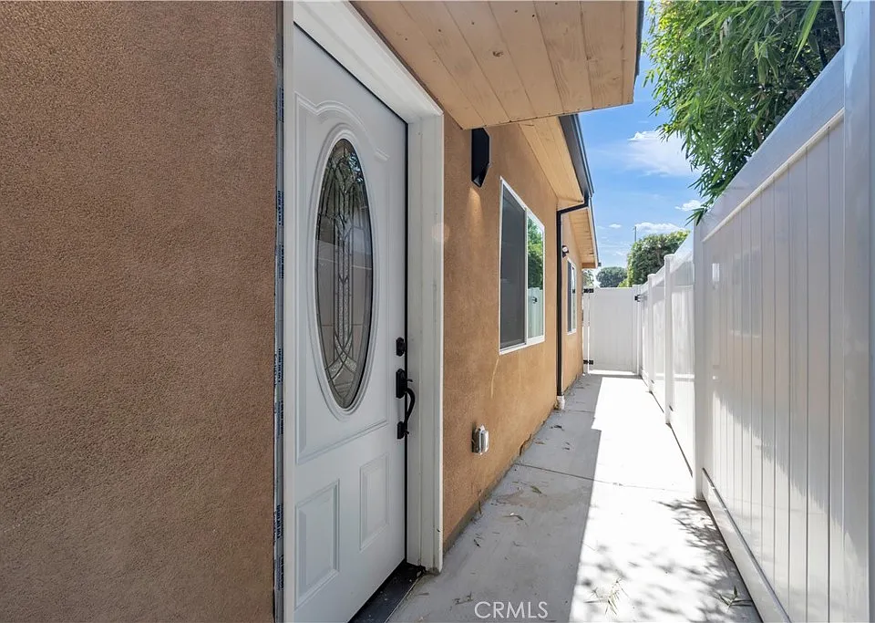 16435 Kingsbury St