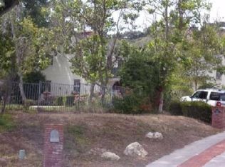 2889 N Los Fresnos Cir, Camarillo, CA 93012