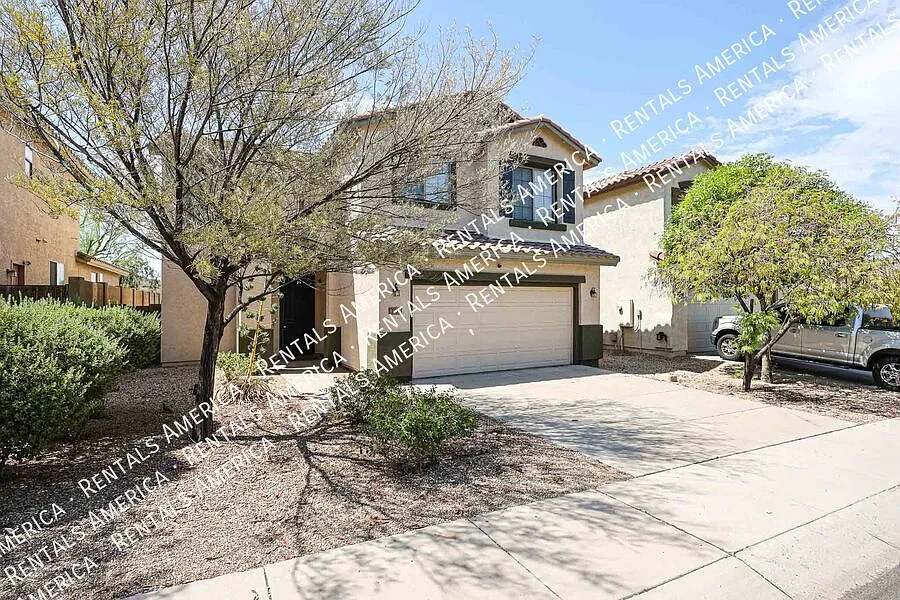 Beautiful 4-Bedroom Home with Mountain Views in Anthem — Photo 3