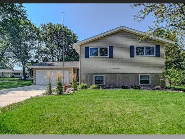 1110 S Thompson Dr, Madison, WI 53716
