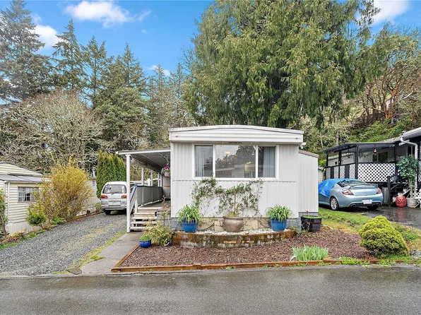 2587 B Selwyn Rd #11, Langford, BC V9B 4V4