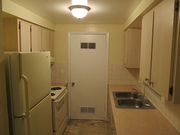 5th image of 5301 89th Ave N