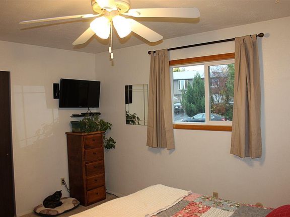 3rd image of 8640 Mourning Dove Ln