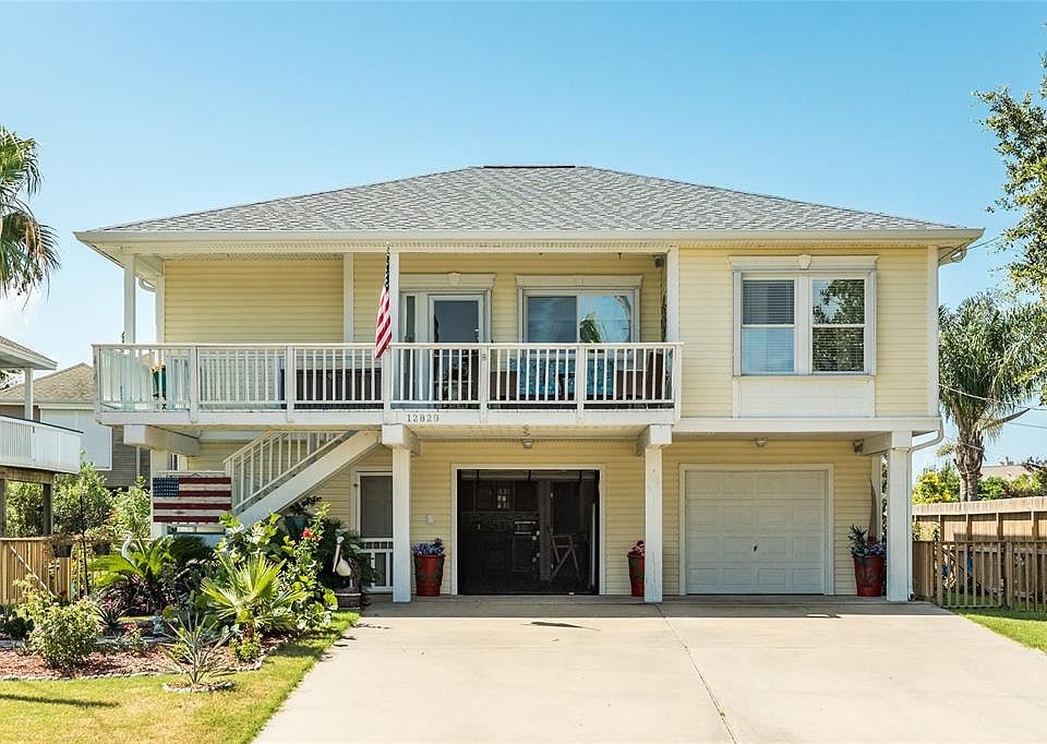 1st image of 12829 E Conquistador Dr