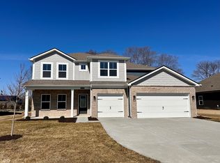 5740 Bancroft Dr, Pendleton, IN 46064