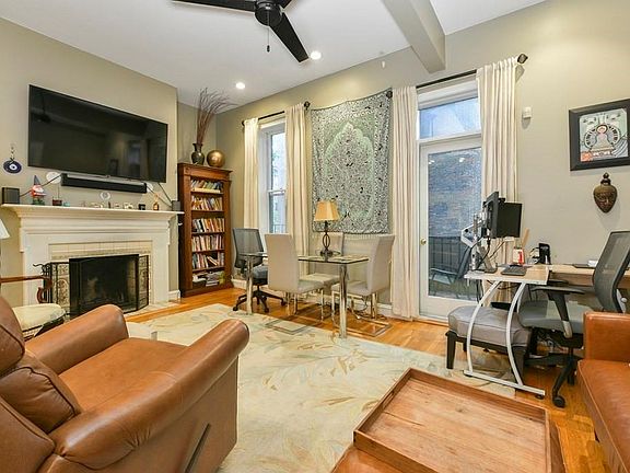 3rd image of 86 Dartmouth St #2