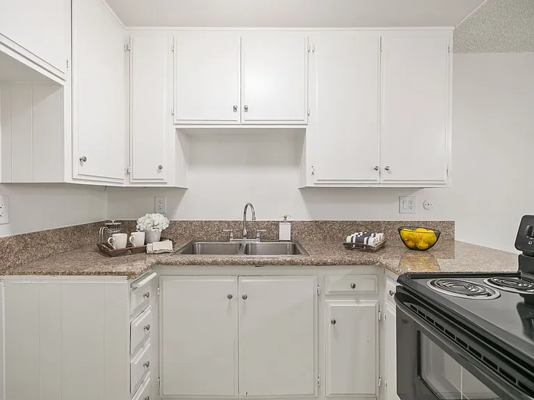 8041 Page St — Photo 12