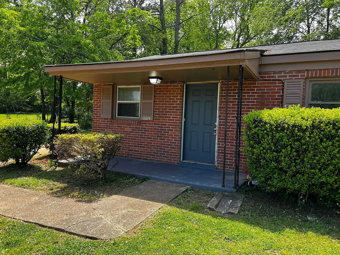 4809 Cottonwood Drive available now (3Bed/1BA) — Photo 1