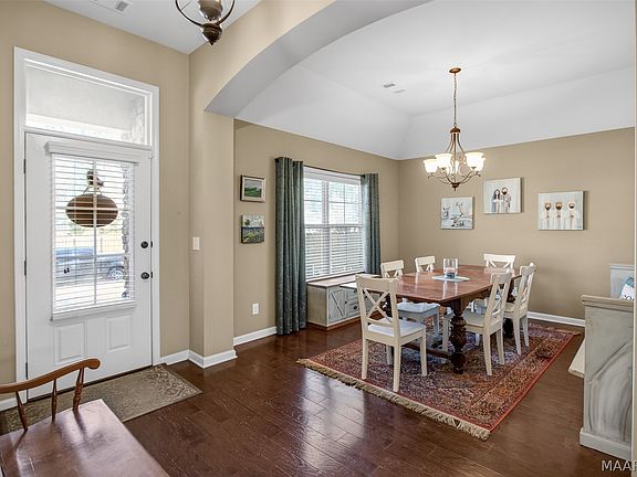 4th image of 9409 Gunnison Dr