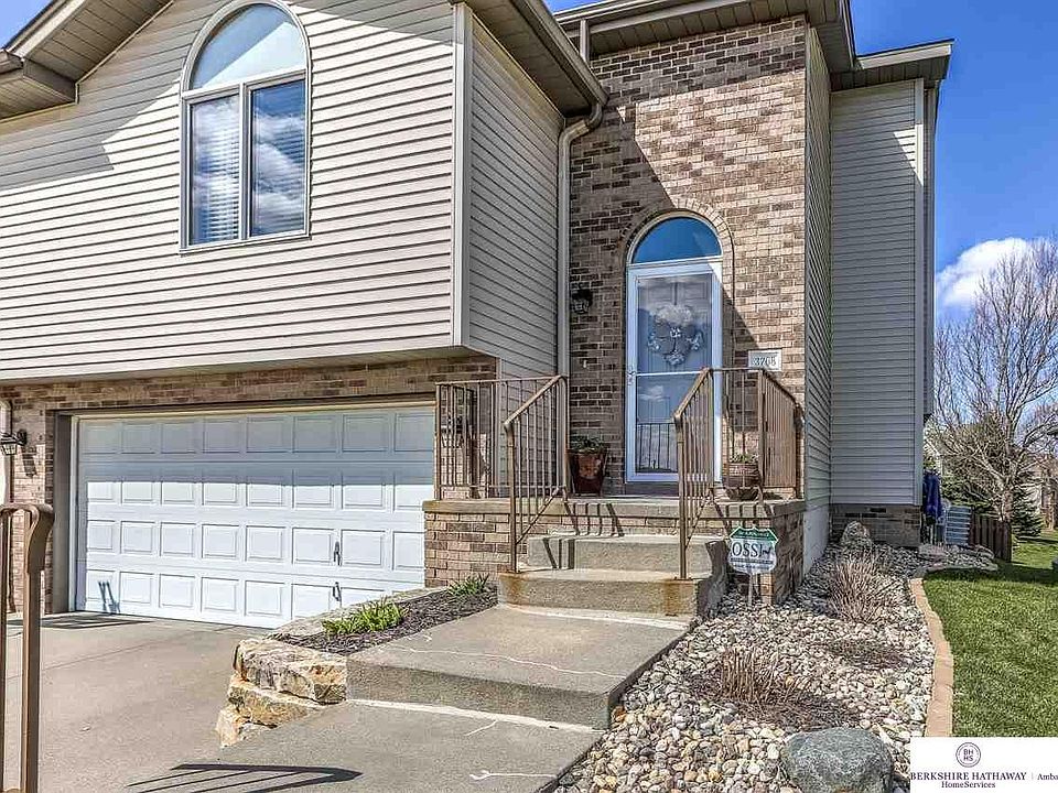 1st image of 3708 N 157th Cir