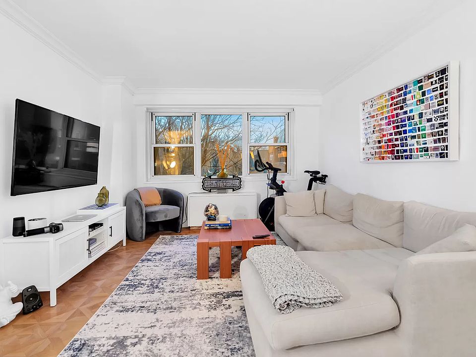 1st image of 15 Charles St APT 5E