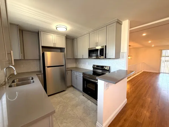 Ros21700, 21700 Roscoe Blvd APT 207, Canoga Park, CA 91304
