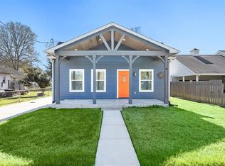 310 E Sidnor St, Alvin, TX 77511