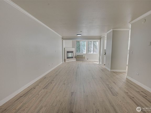 5th image of 440 St Helens Avenue #209