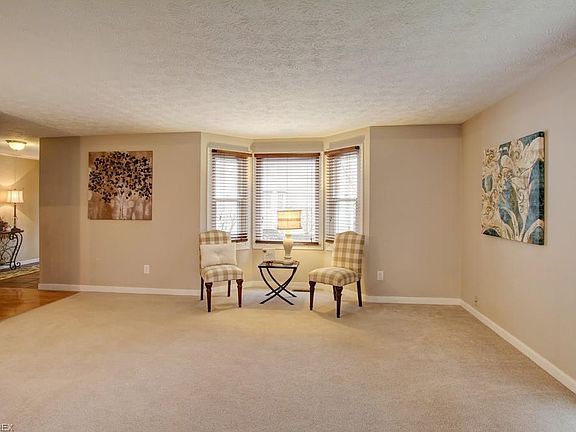 Great Room 18x16