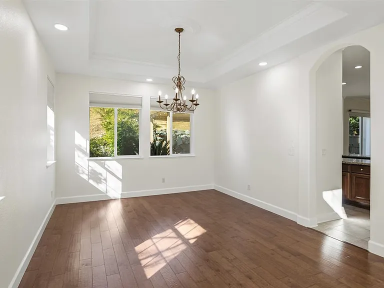 2100 Lamego Way — Photo 7