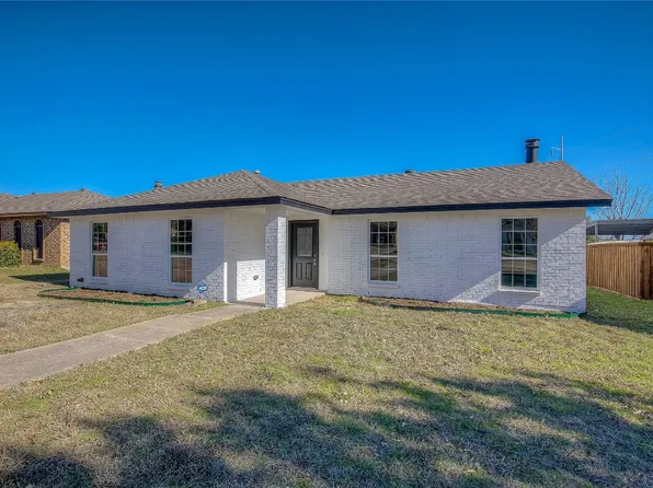 4530 Preston Trail Dr, Mesquite, TX 75150