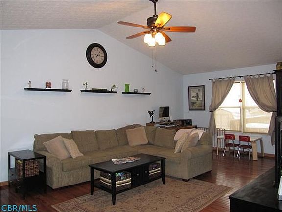 3rd image of 2353 Salbuck Ave
