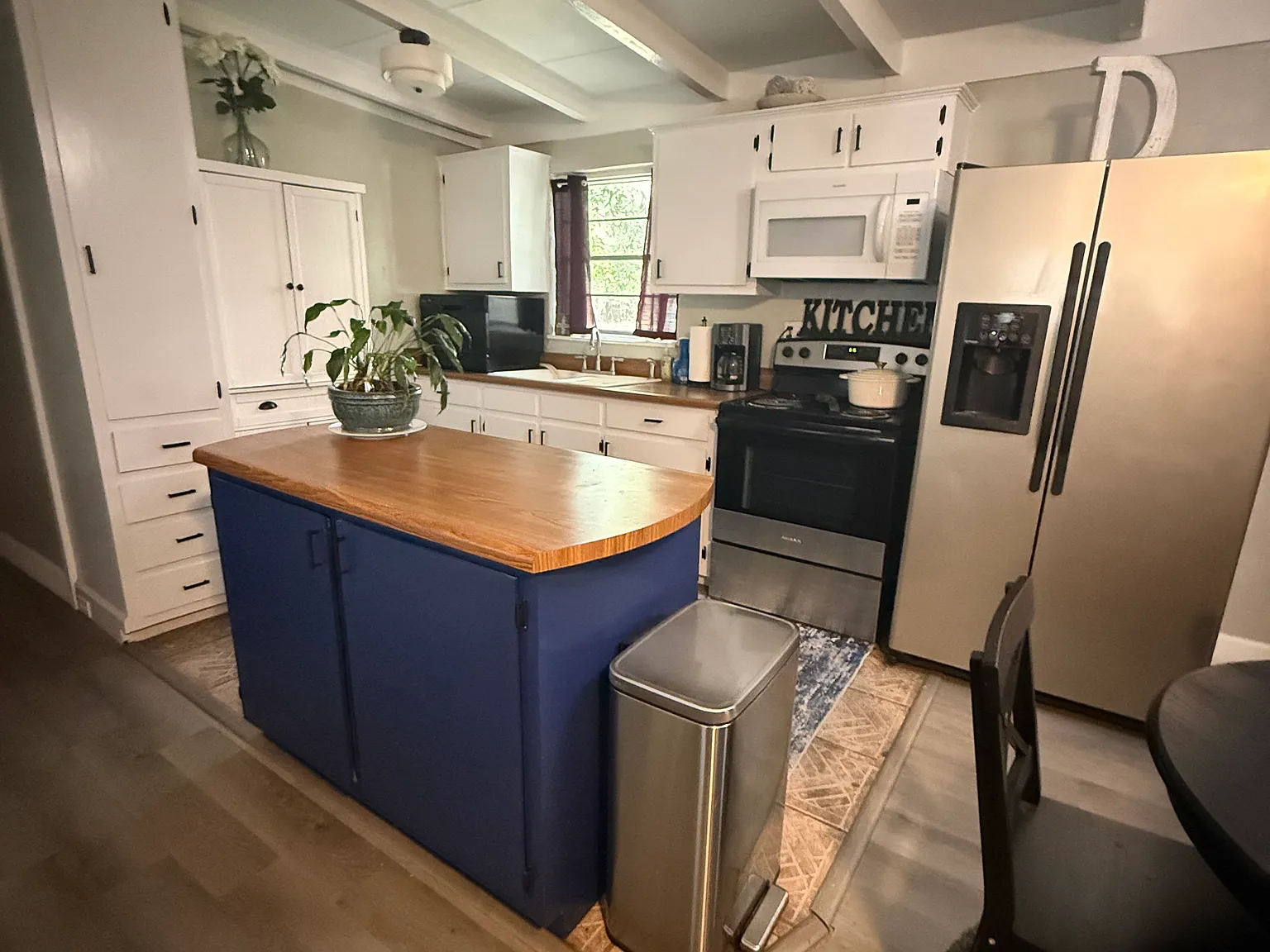 3 bed, $1,500 — Photo 4