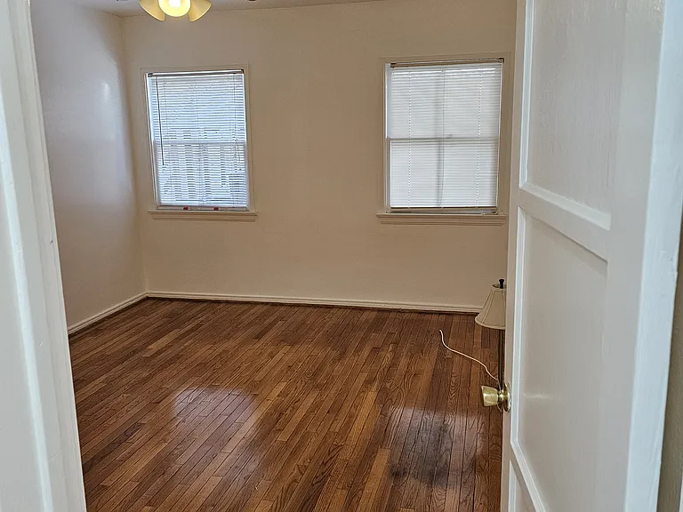 236 S Rexford Dr #1/4 — Photo 38
