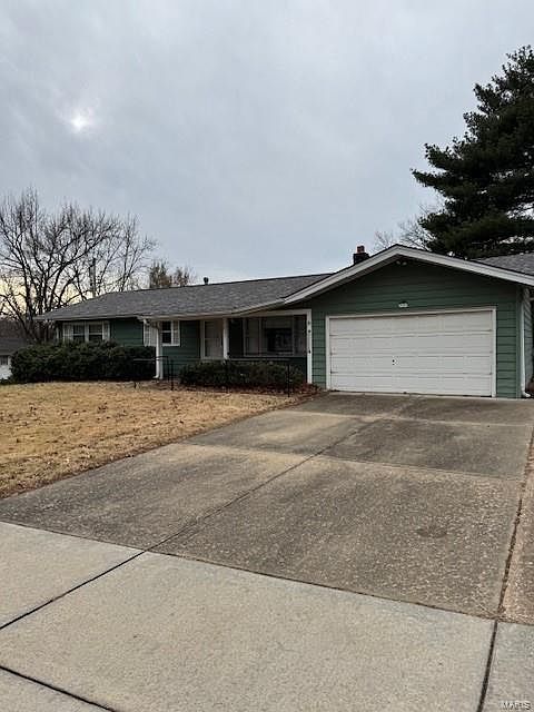 1st image of 67 Forestwood Dr