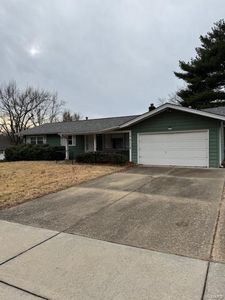 67 Forestwood Dr, Saint Louis, MO, 63135
