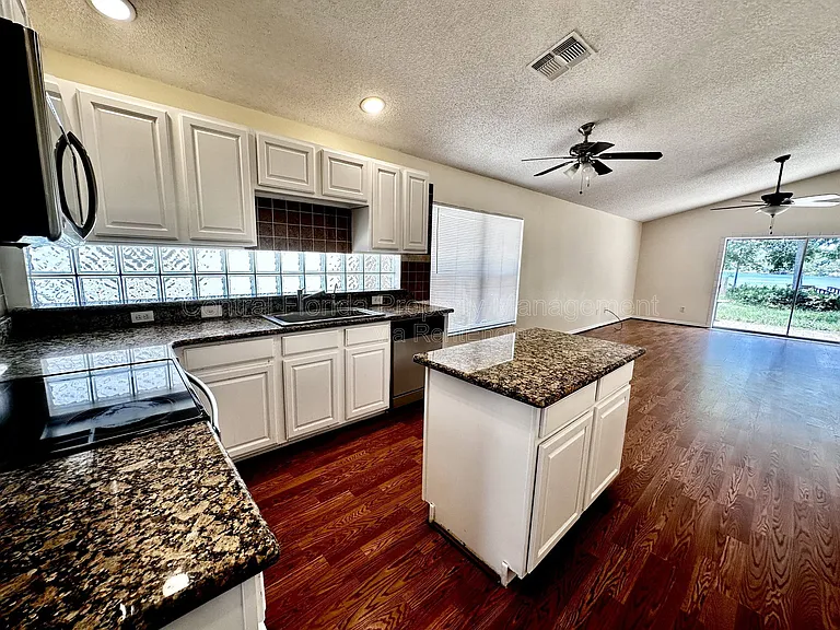 9217 Telfer Run — Photo 3