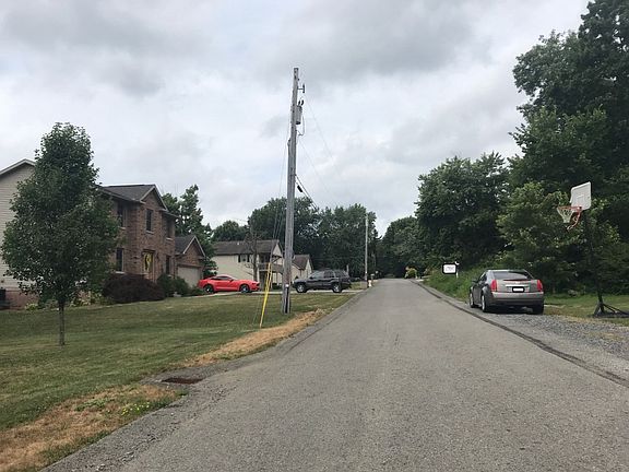4th image of 260 Linden Ave