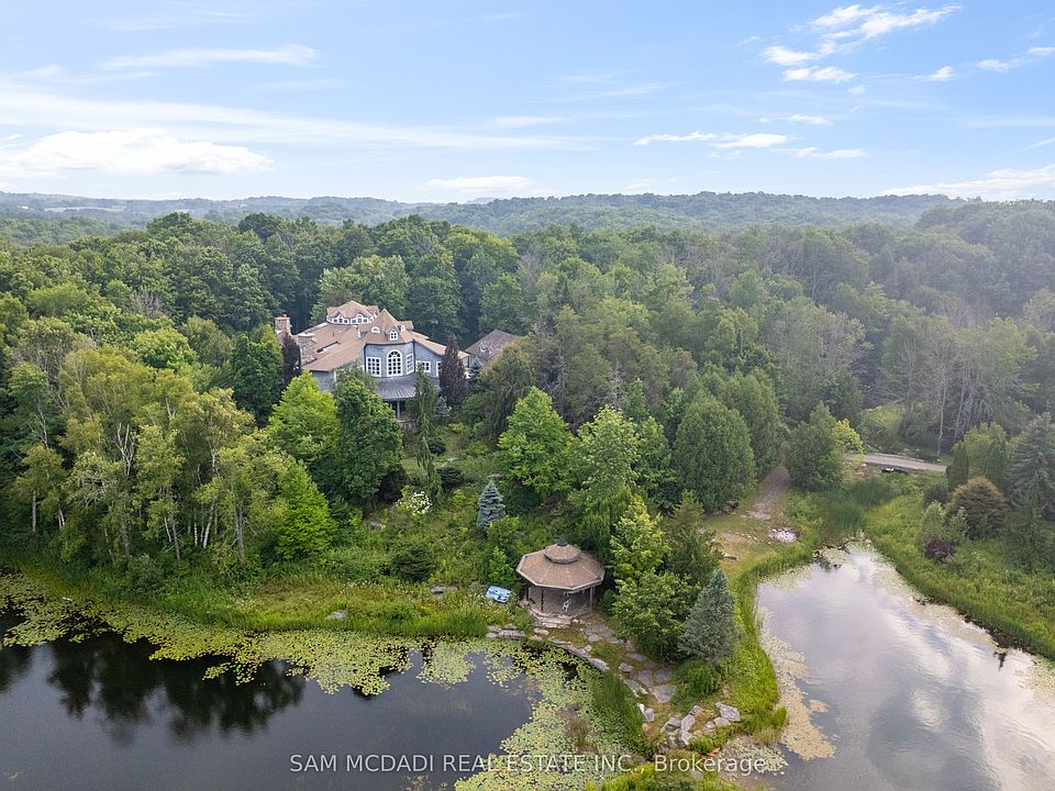 1st image of 9 Flaherty Ln