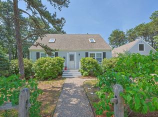 20 Freeman Ave, Wellfleet, MA 02667