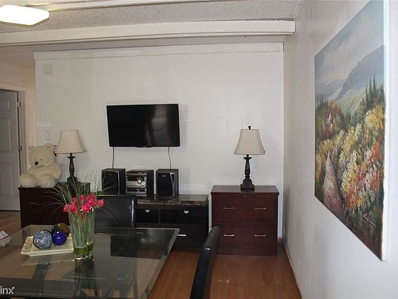 5th image of 8233 44th St N