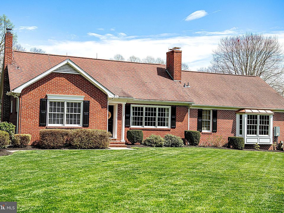 1st image of 2618 McComas Rd