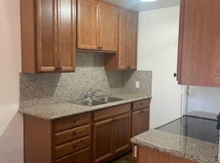 218 W K St #1, Los Banos, CA 93635