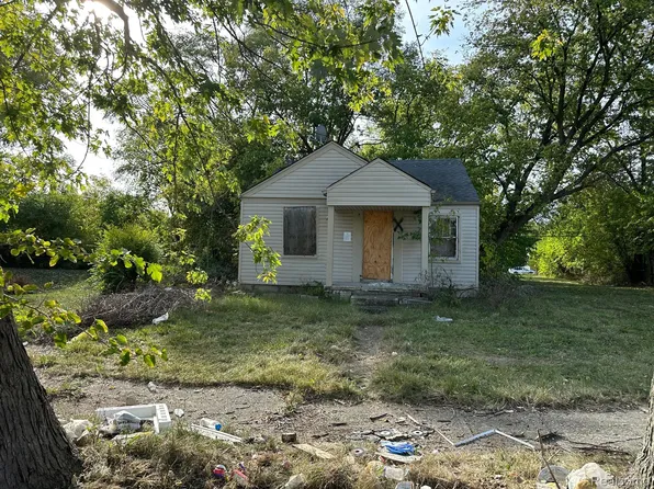 8047 Greenview Ave, Detroit, MI 48228