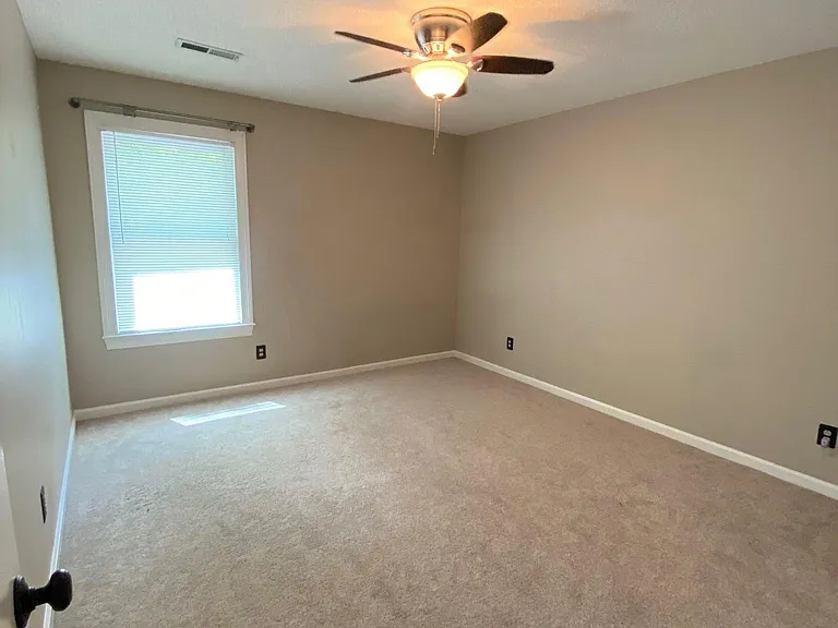 10103 Shadow Wood Dr SE — Photo 33