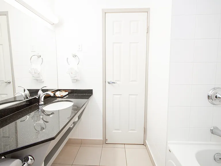 190 Smith St #1503 — Photo 17