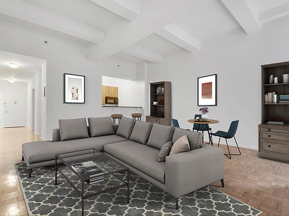3rd image of 85 John St APT 10j